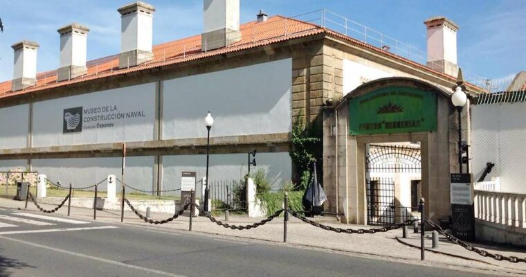 Descubre la historia marítima en el Museo Naval de Ferrol en A Coruña